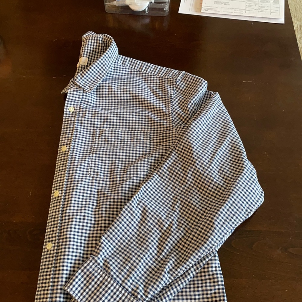 Gap Men’s relaxed fit button down